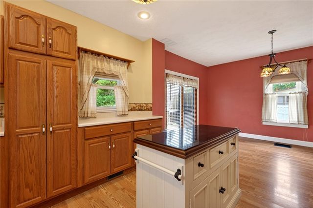 6 Maple Street, Franklin, OH 45005