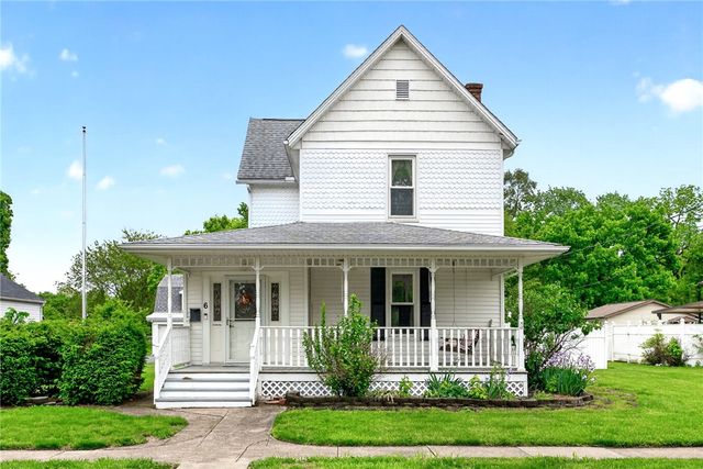 6 Maple Street, Franklin, OH 45005