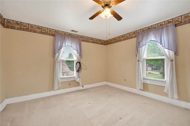 6 Maple Street, Franklin, OH 45005