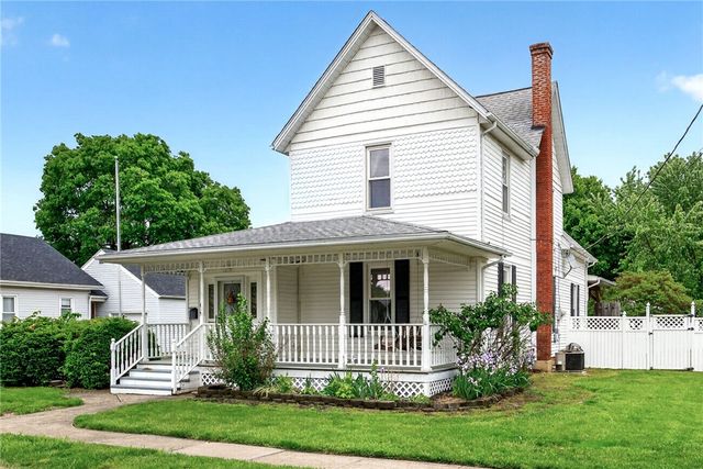 6 Maple Street, Franklin, OH 45005