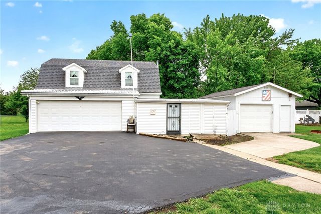 6 Maple Street, Franklin, OH 45005