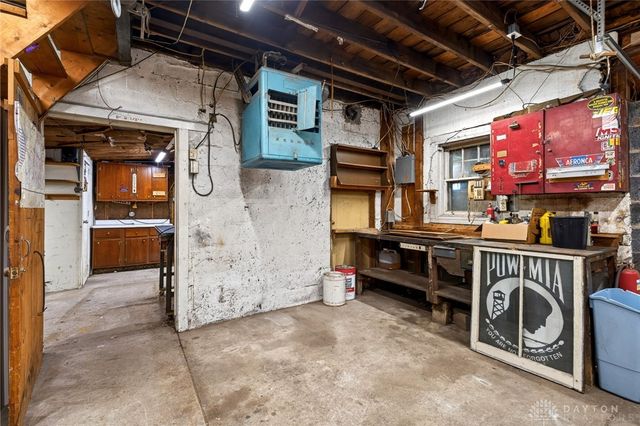 6 Maple Street, Franklin, OH 45005