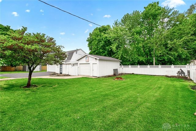 6 Maple Street, Franklin, OH 45005