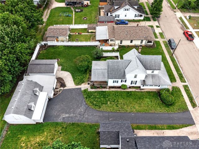 6 Maple Street, Franklin, OH 45005