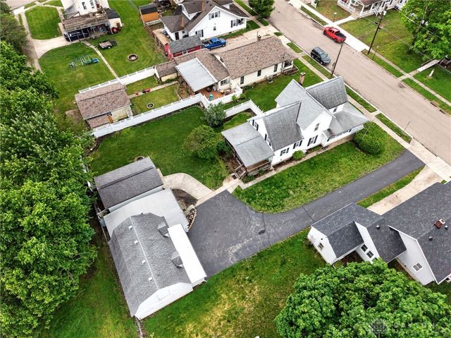 6 Maple Street, Franklin, OH 45005