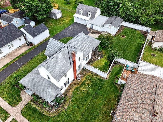 6 Maple Street, Franklin, OH 45005