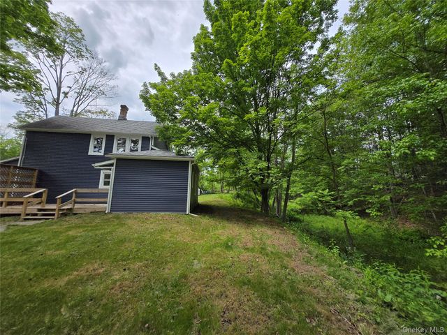 11 Spring Glen Road, Mountain Dale, NY 12763