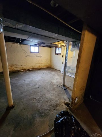 620 Meredith Street, Saginaw, MI 48601