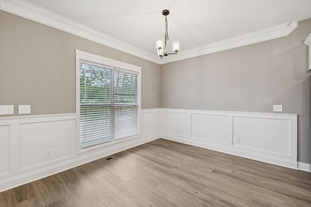 710 Eva Agnes Ave, Clarksville, TN 37042
