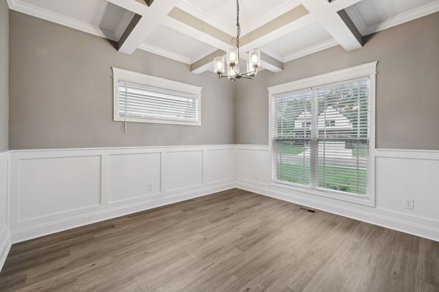 710 Eva Agnes Ave, Clarksville, TN 37042