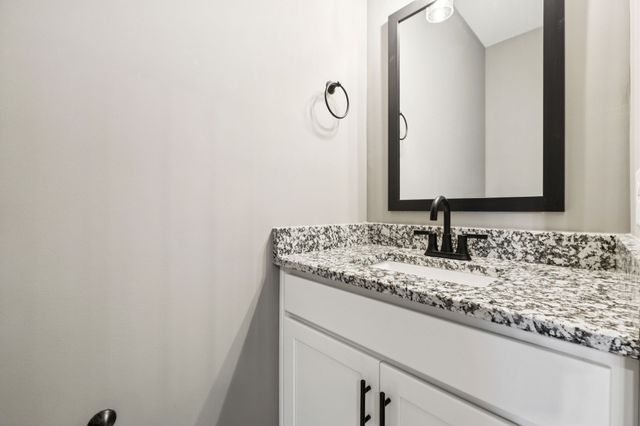 710 Eva Agnes Ave, Clarksville, TN 37042
