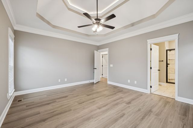 710 Eva Agnes Ave, Clarksville, TN 37042