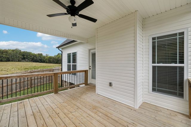 710 Eva Agnes Ave, Clarksville, TN 37042