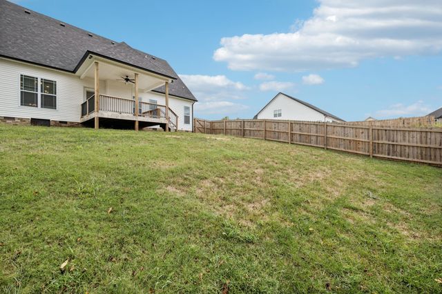 710 Eva Agnes Ave, Clarksville, TN 37042