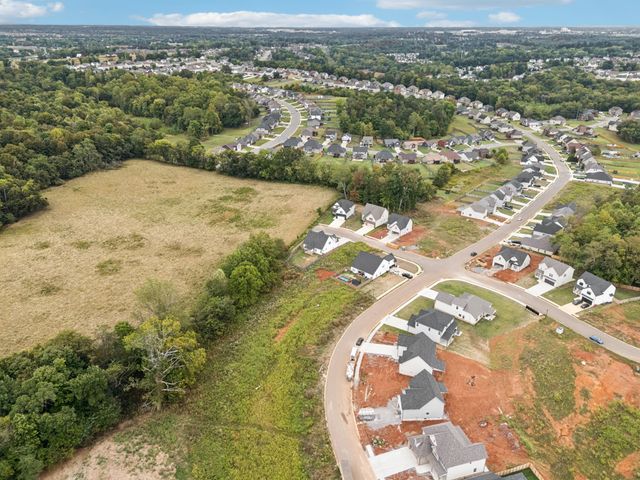 710 Eva Agnes Ave, Clarksville, TN 37042