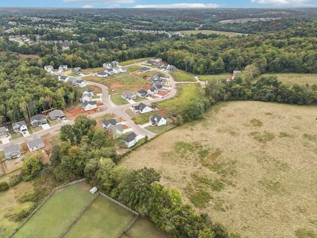 710 Eva Agnes Ave, Clarksville, TN 37042