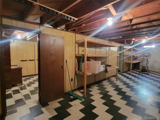 31770 Pembroke Street, Livonia, MI 48152