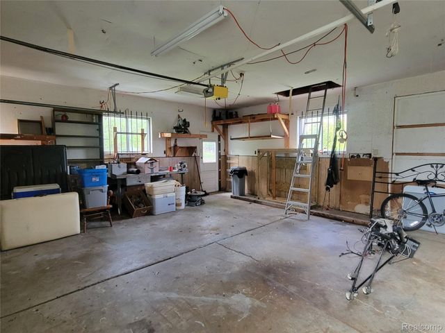 31770 Pembroke Street, Livonia, MI 48152