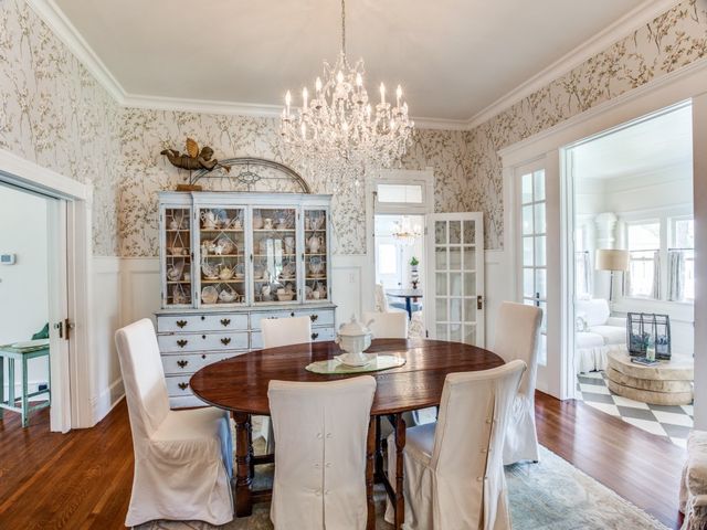 302 Featherston Street, Cleburne, TX 76033