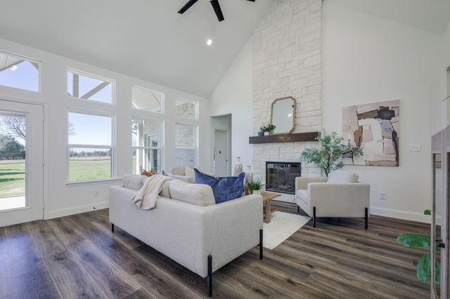 2378 County Road 1112, Farmersville, TX 75442