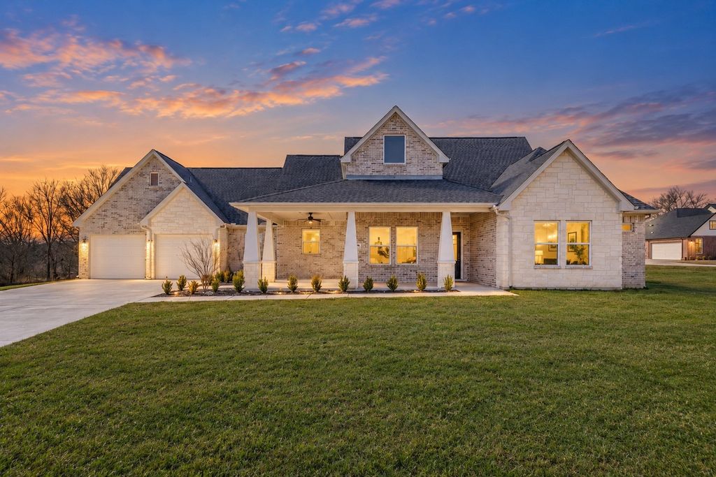 2378 County Road 1112, Farmersville, TX 75442