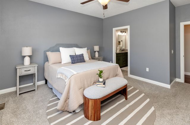 320 S 86th Street, West Des Moines, IA 50266