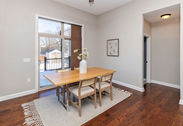 320 S 86th Street, West Des Moines, IA 50266