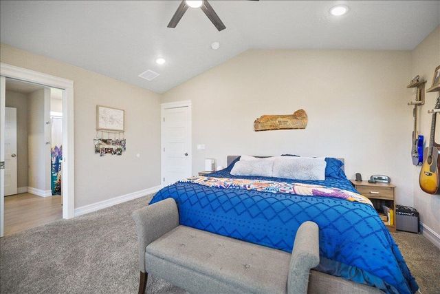 5710 E Greenbluff Rd, Colbert, WA 99005