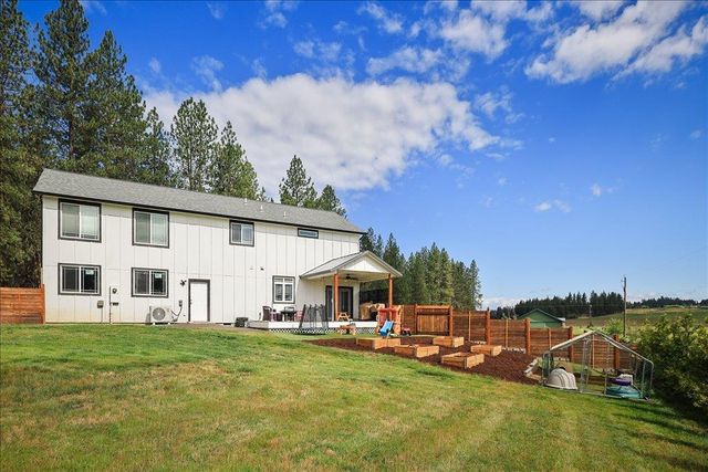 5710 E Greenbluff Rd, Colbert, WA 99005