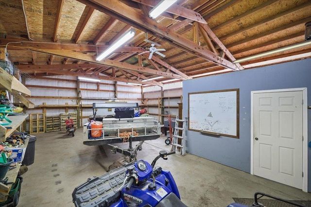 5710 E Greenbluff Rd, Colbert, WA 99005