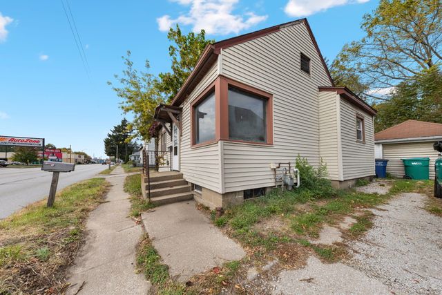 317 E Lincolnway, La Porte, IN 46350