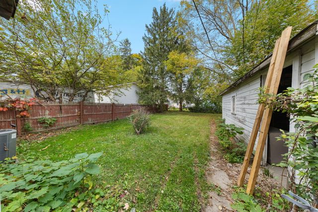 317 E Lincolnway, La Porte, IN 46350