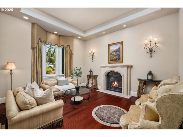 9523 Sw STONECREEK Dr, Beaverton, OR 97007
