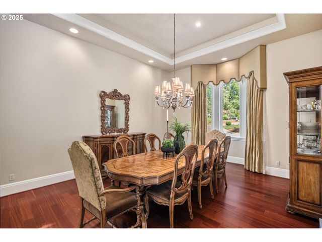 9523 Sw STONECREEK Dr, Beaverton, OR 97007