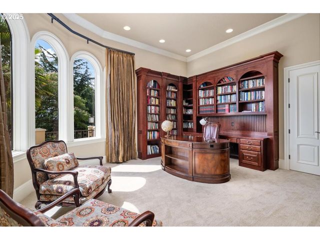 9523 Sw STONECREEK Dr, Beaverton, OR 97007