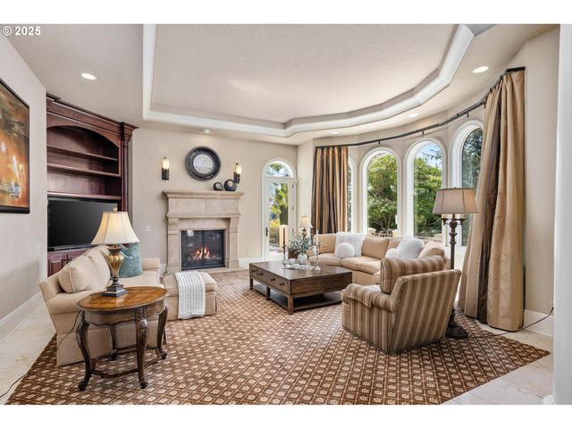 9523 Sw STONECREEK Dr, Beaverton, OR 97007