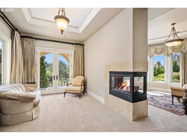 9523 Sw STONECREEK Dr, Beaverton, OR 97007