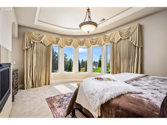 9523 Sw STONECREEK Dr, Beaverton, OR 97007