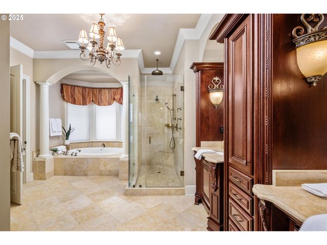 9523 Sw STONECREEK Dr, Beaverton, OR 97007