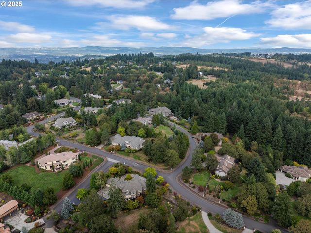 9523 Sw STONECREEK Dr, Beaverton, OR 97007
