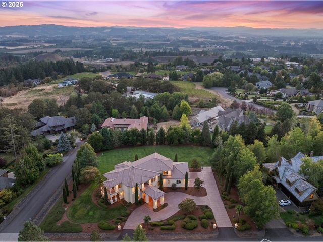 9523 Sw STONECREEK Dr, Beaverton, OR 97007