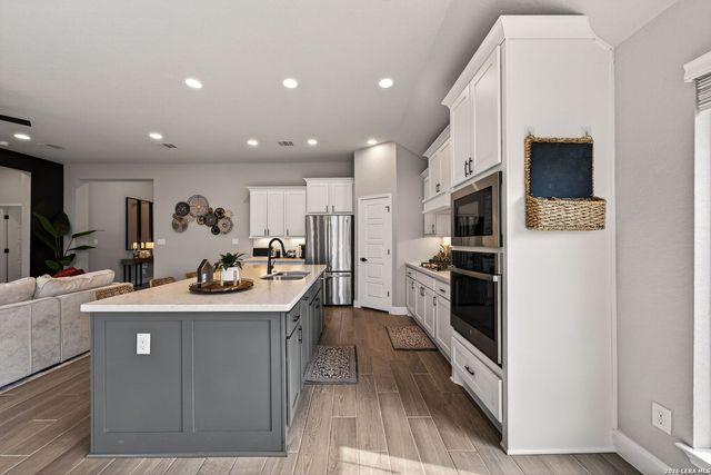 6549 Crockett Cove, Schertz, TX 78108