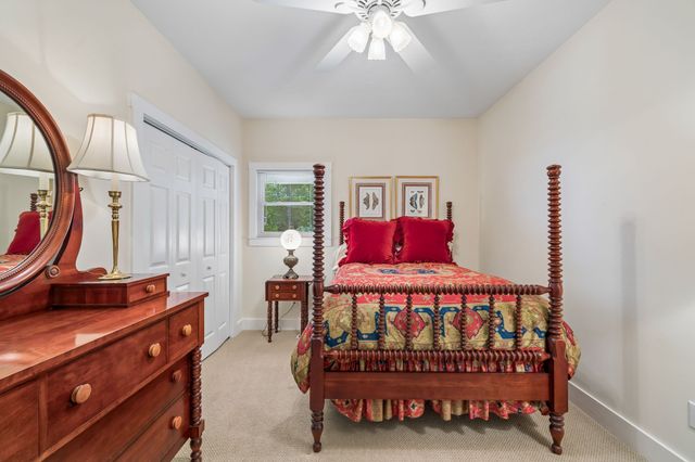 8 Matthews Mountain Ln, Carthage, TN 37030