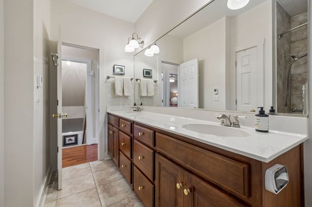 8 Matthews Mountain Ln, Carthage, TN 37030