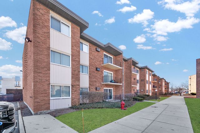 4112 W 98th Street 102, Oak Lawn, IL 60453