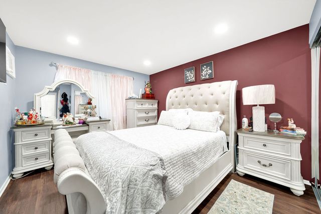 4112 W 98th Street 102, Oak Lawn, IL 60453