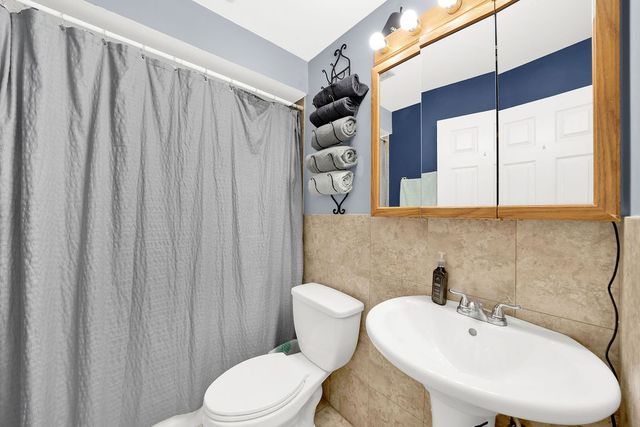 4112 W 98th Street 102, Oak Lawn, IL 60453