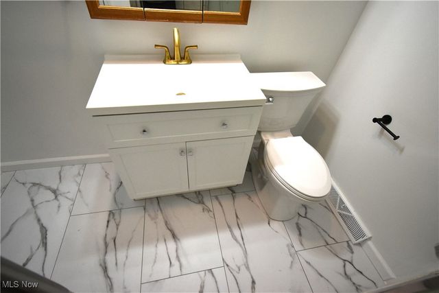 14508 Lakota Avenue, Cleveland, OH 44111