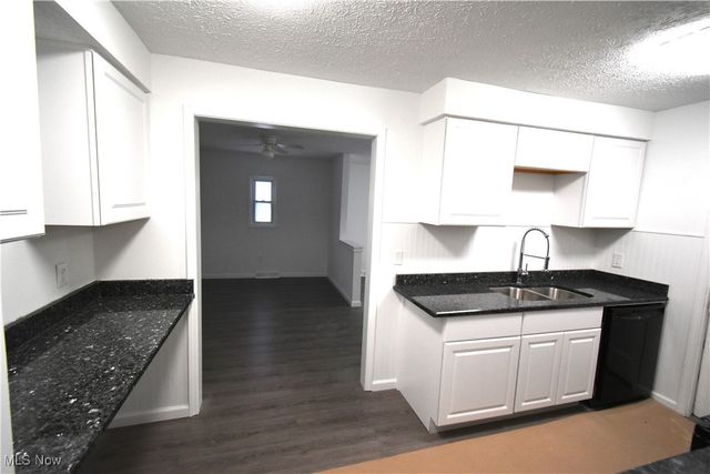 14508 Lakota Avenue, Cleveland, OH 44111