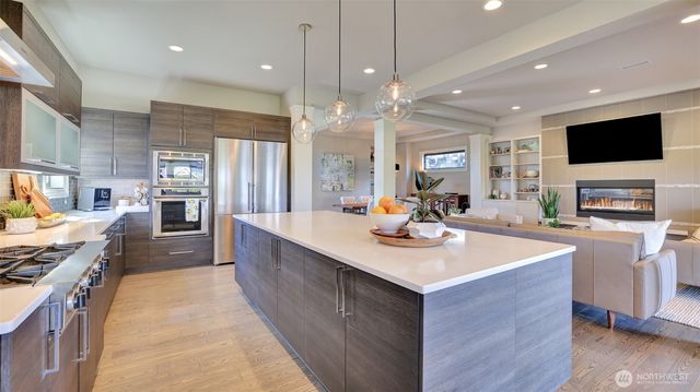 3319 Burnett Avenue N, Renton, WA 98056